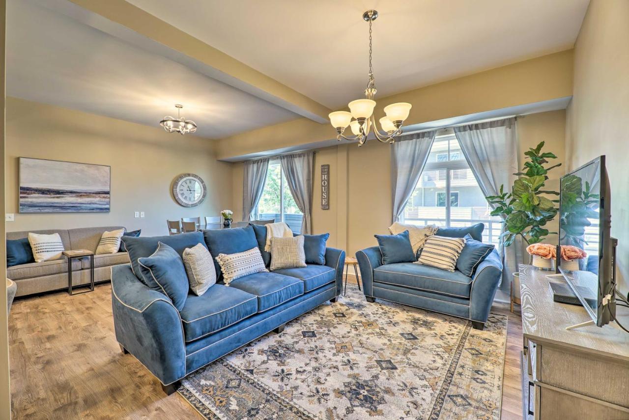Grand Haven Condo - Walk To Nearby Hot Spots! Exterior foto