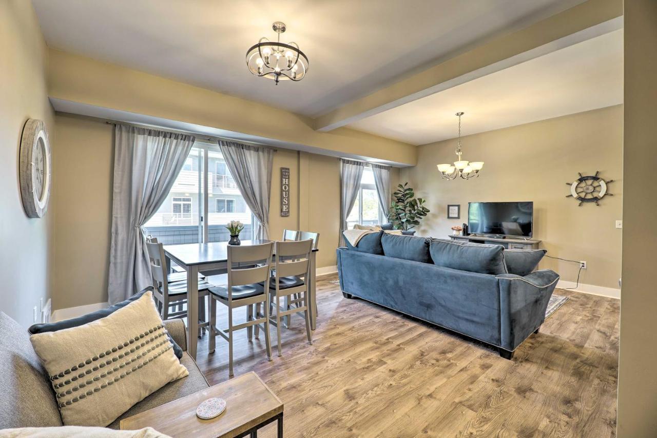 Grand Haven Condo - Walk To Nearby Hot Spots! Exterior foto